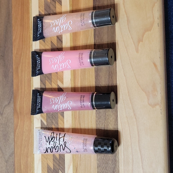 Victoria's Secret Other - NWT Victoria Secret Lipgloss